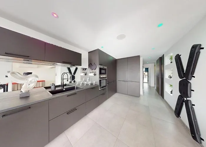 Appartement Le Majestic, Naturist Village 3 Bedrooms 90 M2